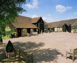 Old Luxters Barn Giggling Genie Venue